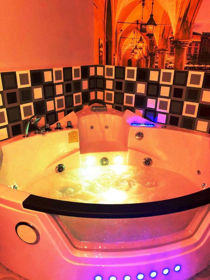 Nocleg ze śniadaniem Underground Jacuzzi Kraków